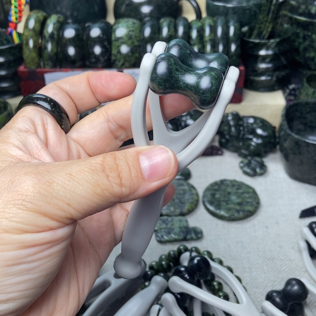 蛇纹石玉未镶嵌指间按摩椅