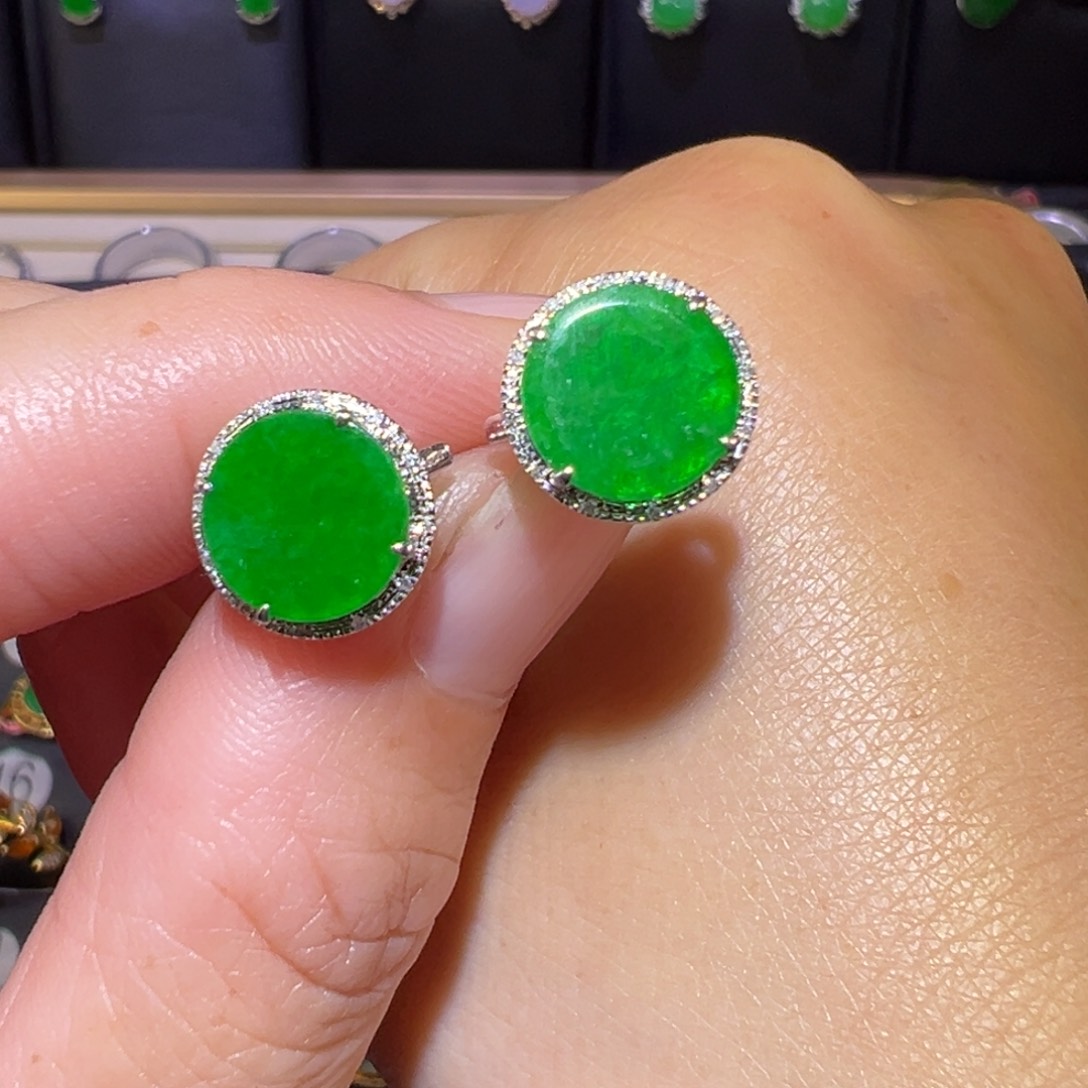 翡翠颈饰18K金镶嵌耳环