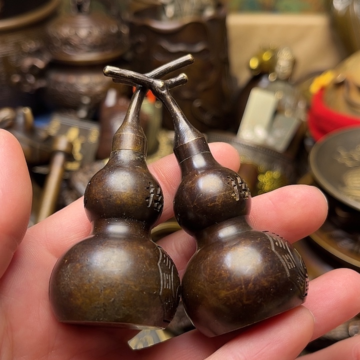 精美铜器批发档口