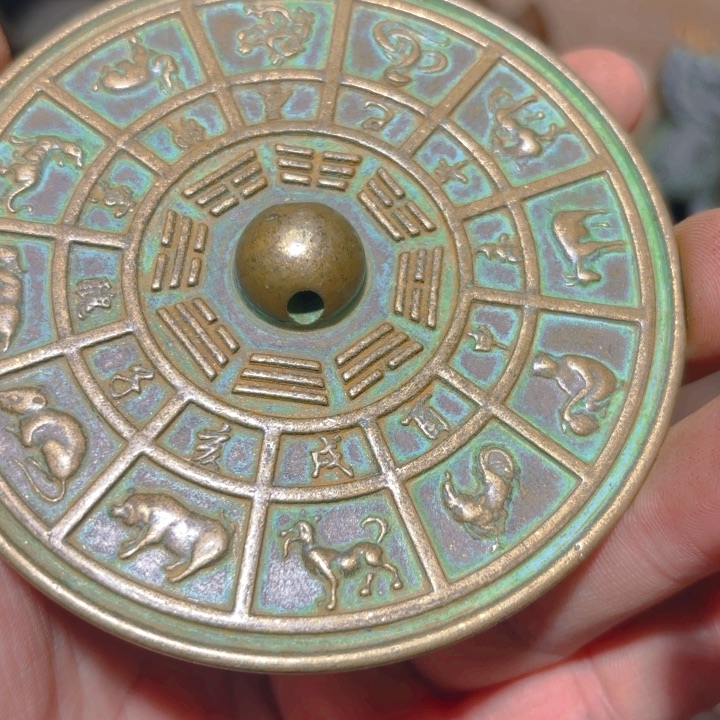 铜的。全清了。一件不留！不磨叽