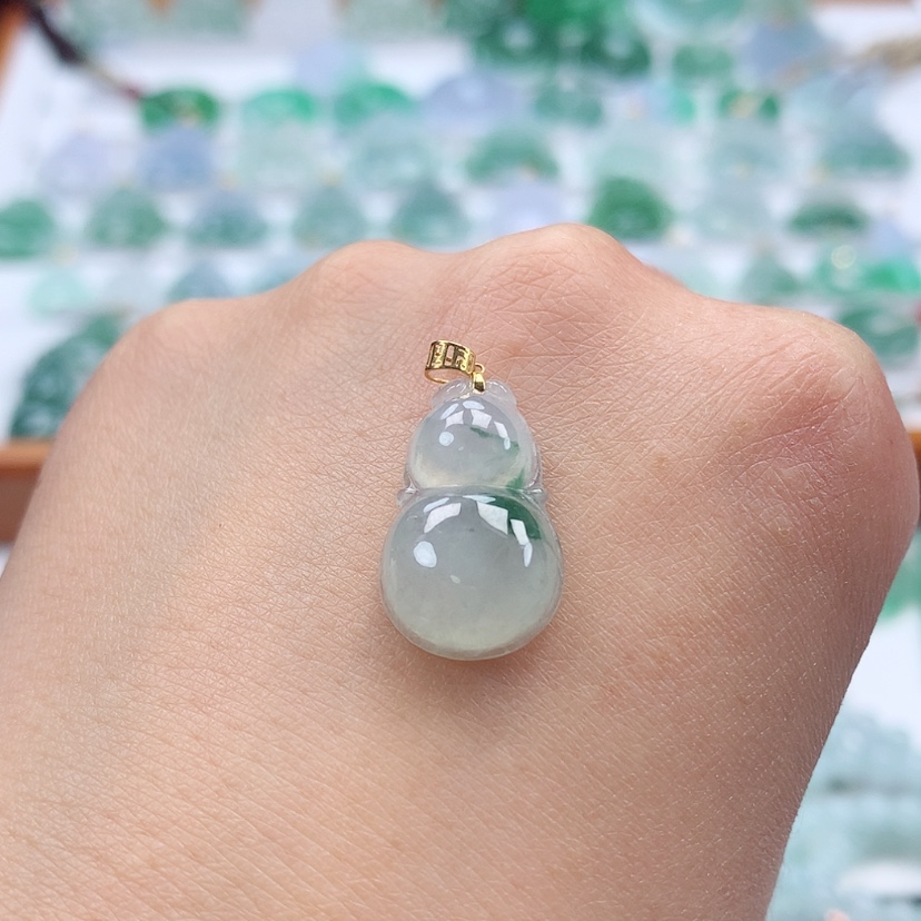 【闪购商品】翡翠吊坠(赠链)18K金镶嵌