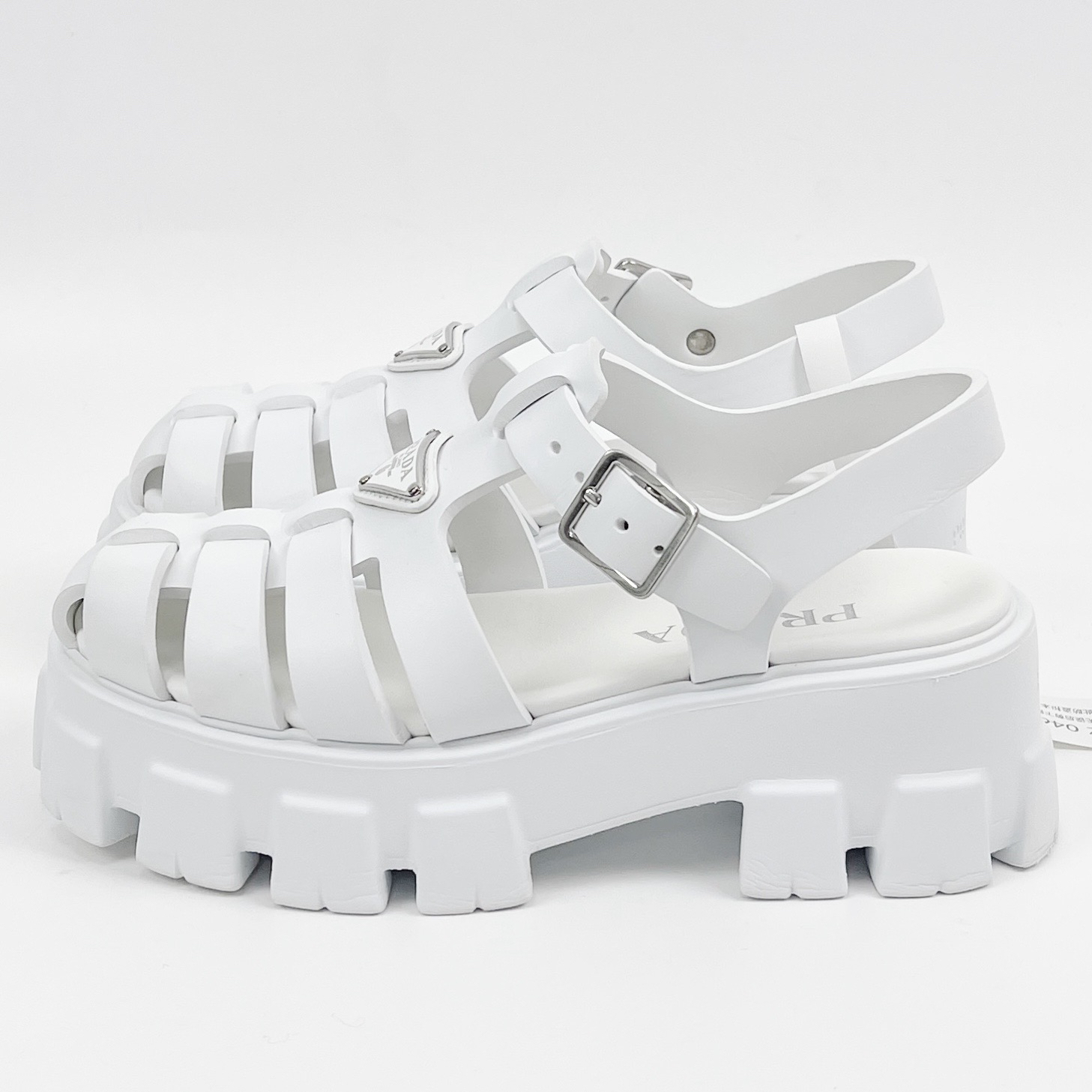 95新 Prada/普拉达 37码  白色三角标厚底凉鞋 xz0464
