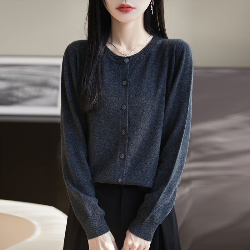 纯羊毛圆领开衫女外套长袖针织打底衫韩版宽松显瘦毛衣百搭大码