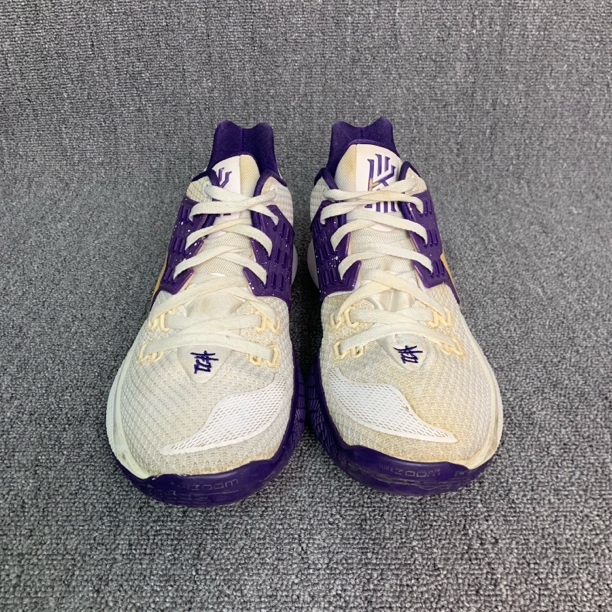 45.5码 欧文 篮球鞋