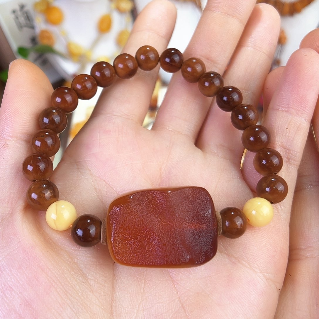 琥珀珠宝奇石未镶嵌我