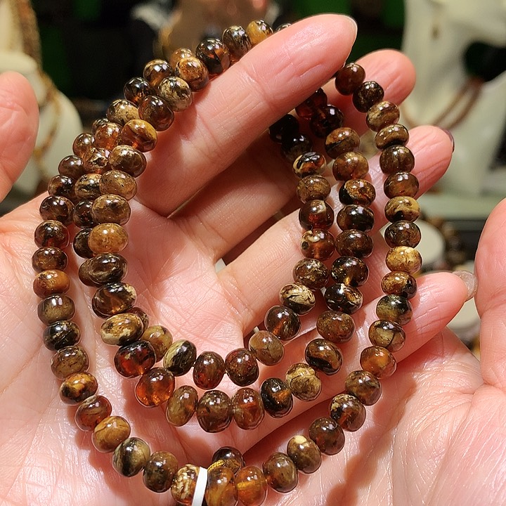 未镶嵌琥珀裸石包****包琥珀