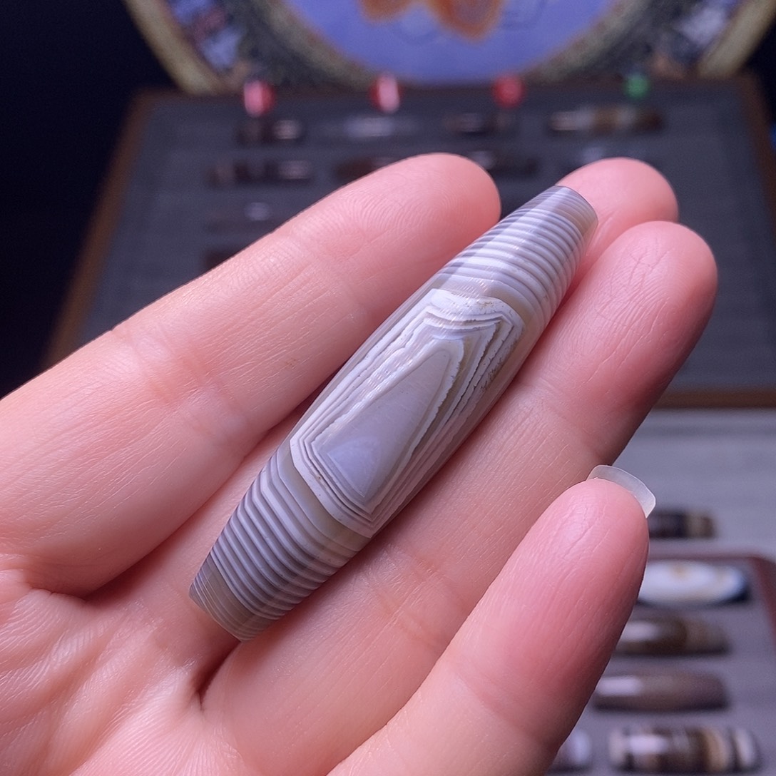 之***南玛瑙/玉髓未镶嵌颈饰