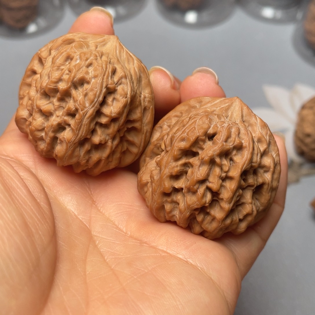 【闪购商品】文玩核桃吊坠平谷凹底………