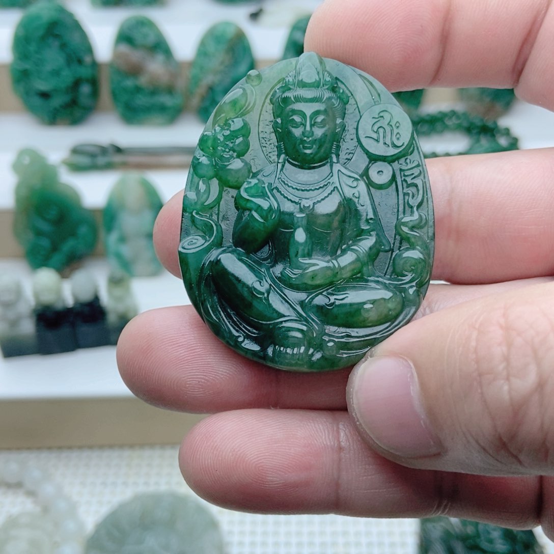 独山玉挂件未镶嵌嫣*