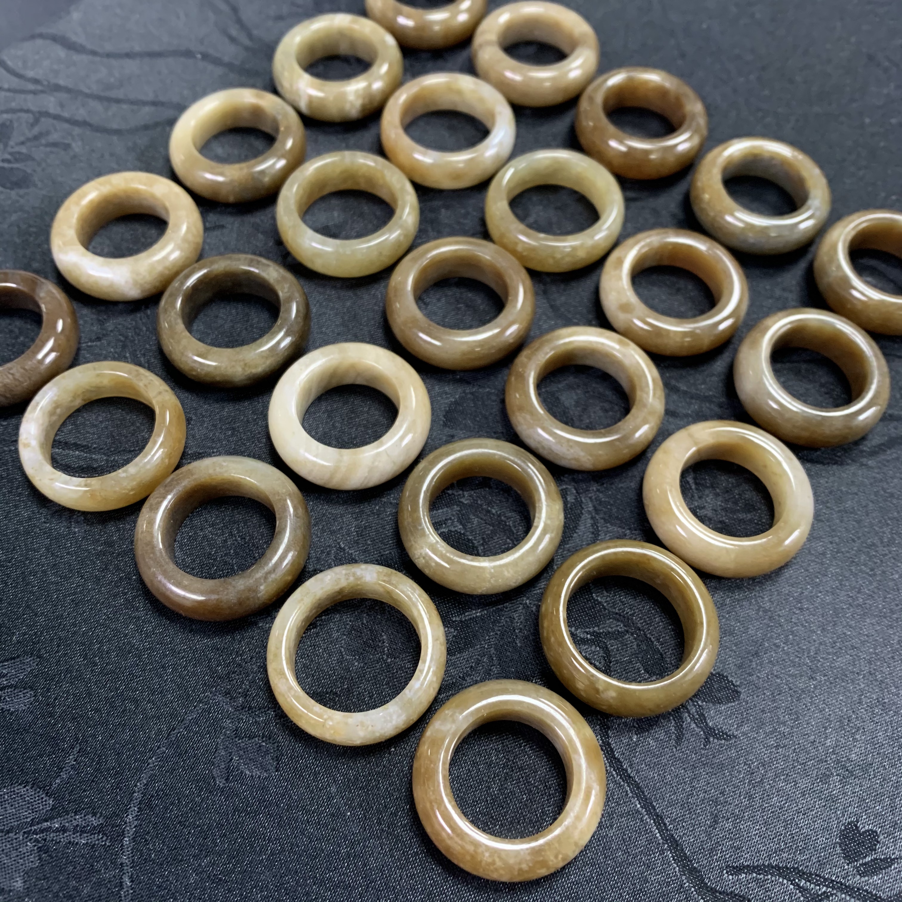 「戴琴珠宝」DQ4896-和田玉糖料戒圈（多样性发其一）