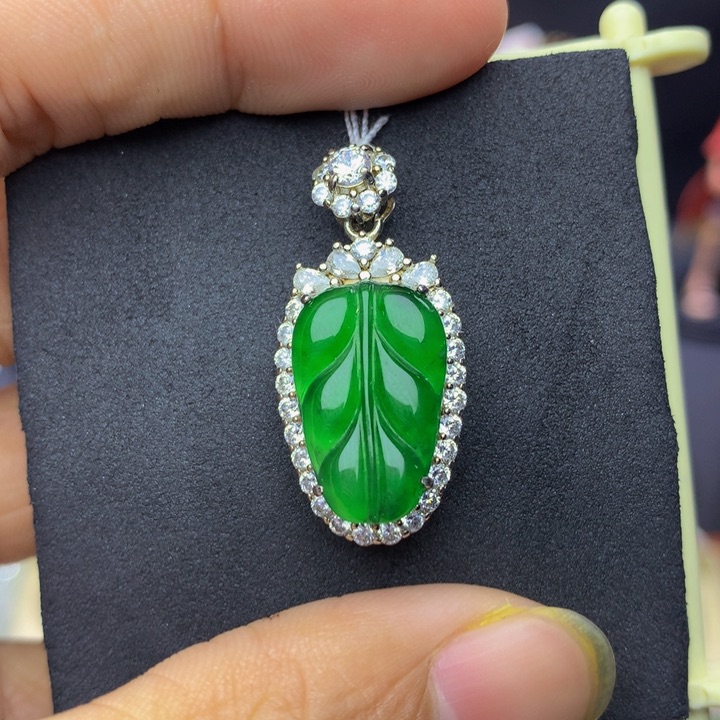 翡翠手链银S925镶嵌翡翠 