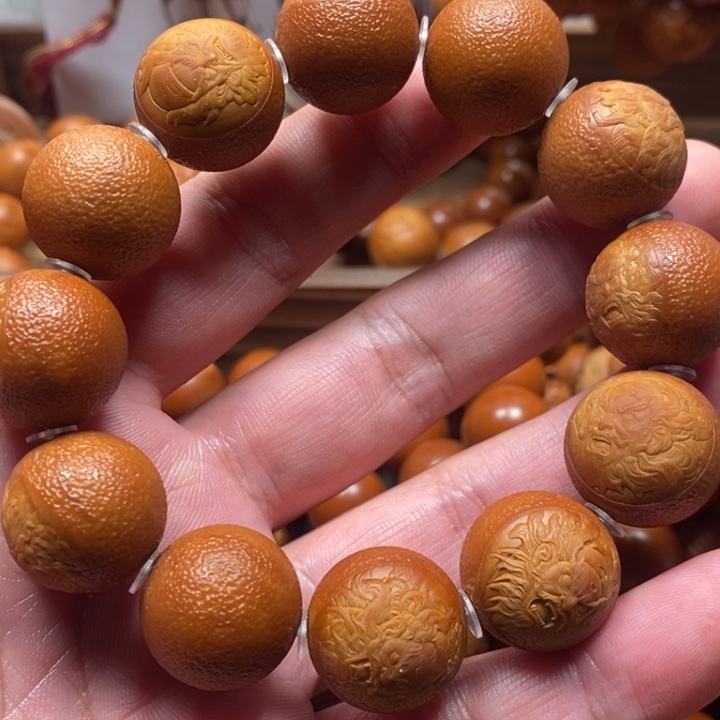 D***e手串/手链橄榄核橘皮钟馗