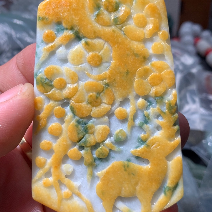 翡翠未镶嵌颈饰保真天然a货翡翠