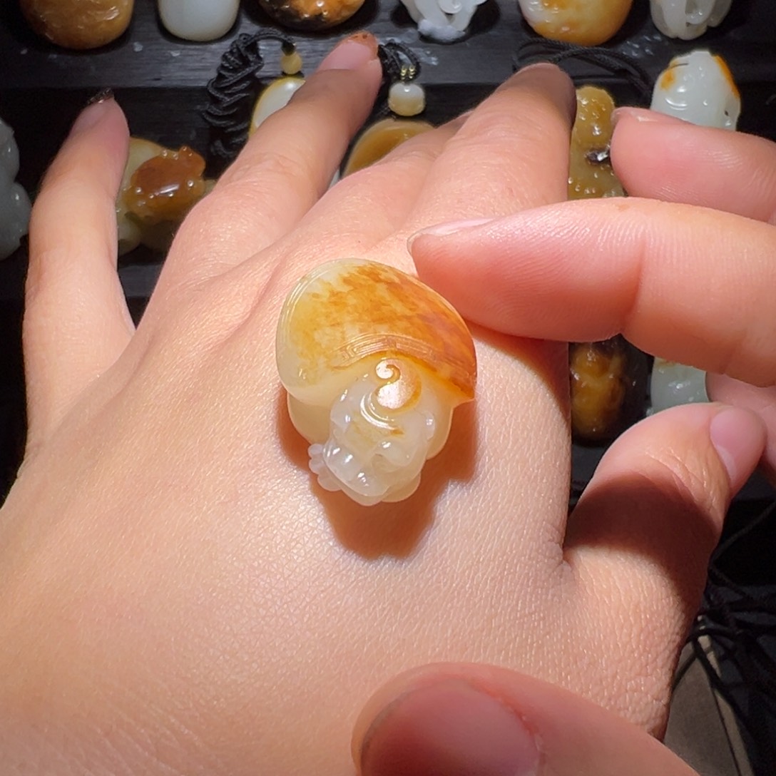 和田玉玉牌未镶嵌菲**伊