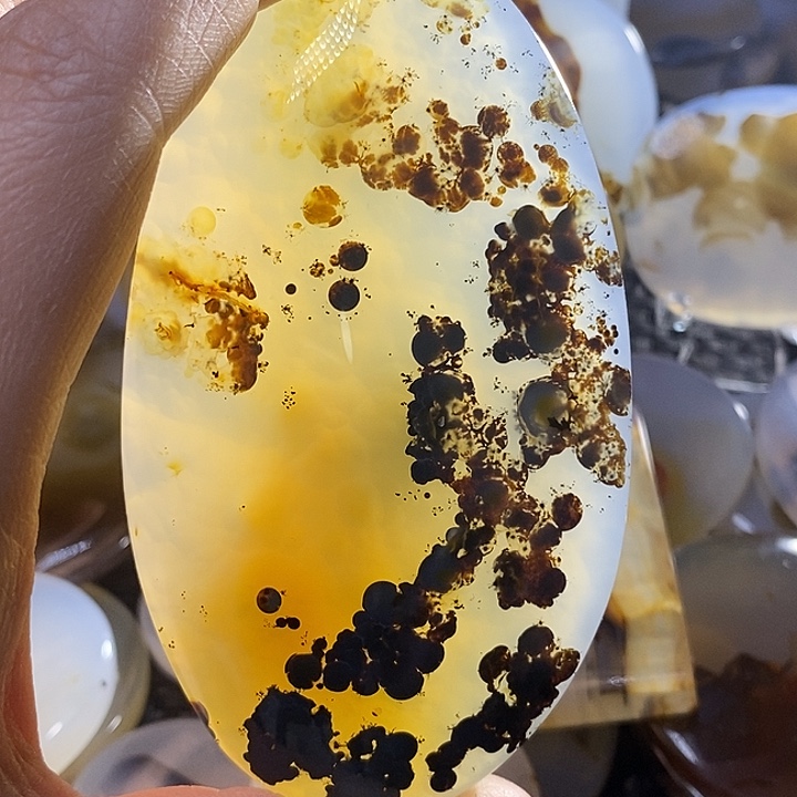 未镶嵌颈饰玛瑙/玉髓