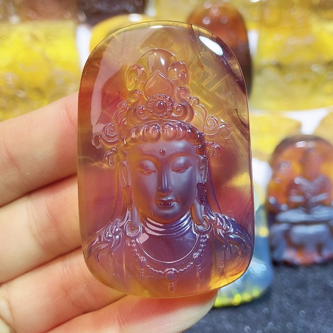 琥珀颈饰未镶嵌观音