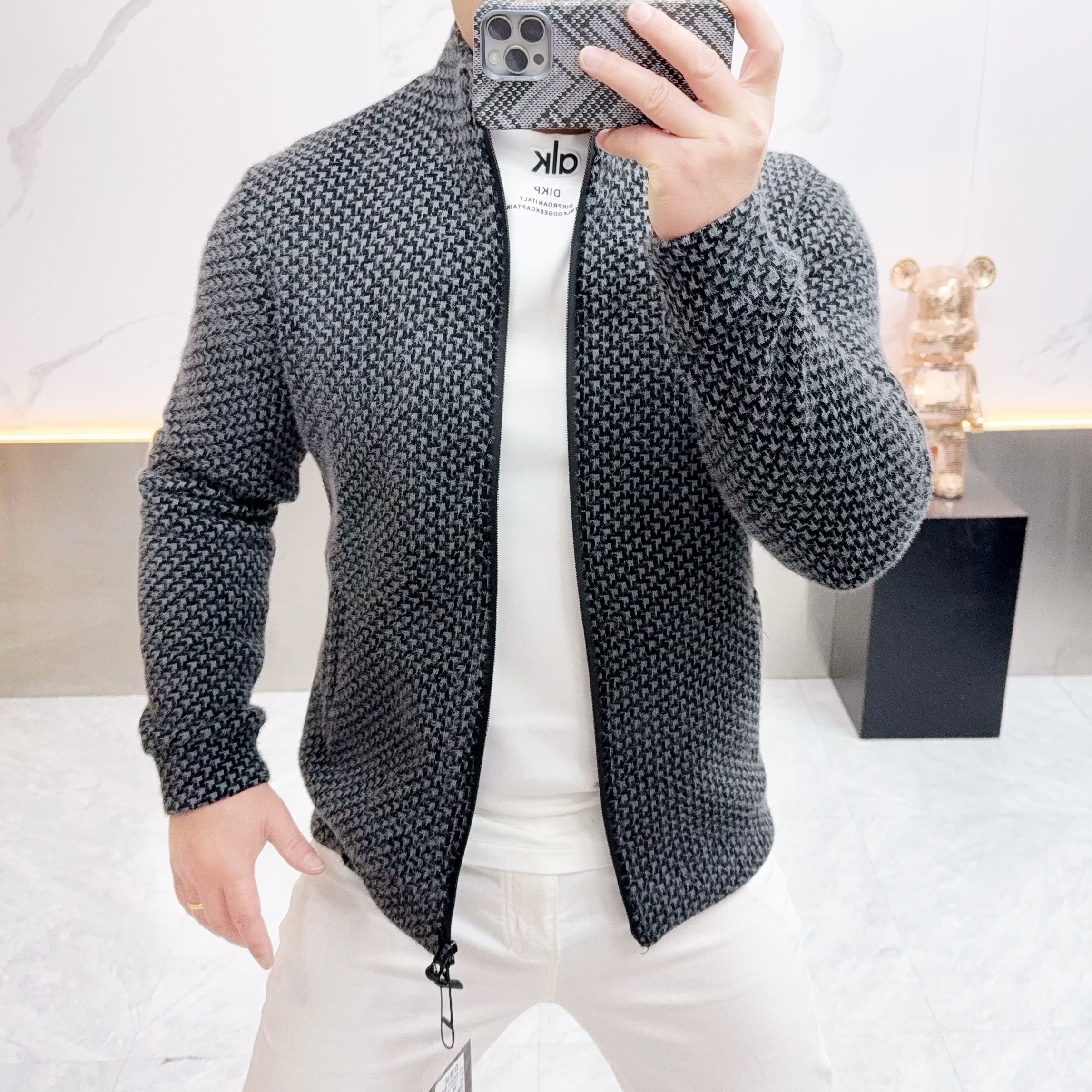 2025冬季加绒加厚休闲外套轻奢免烫抗皱立领夹克男士时尚百搭