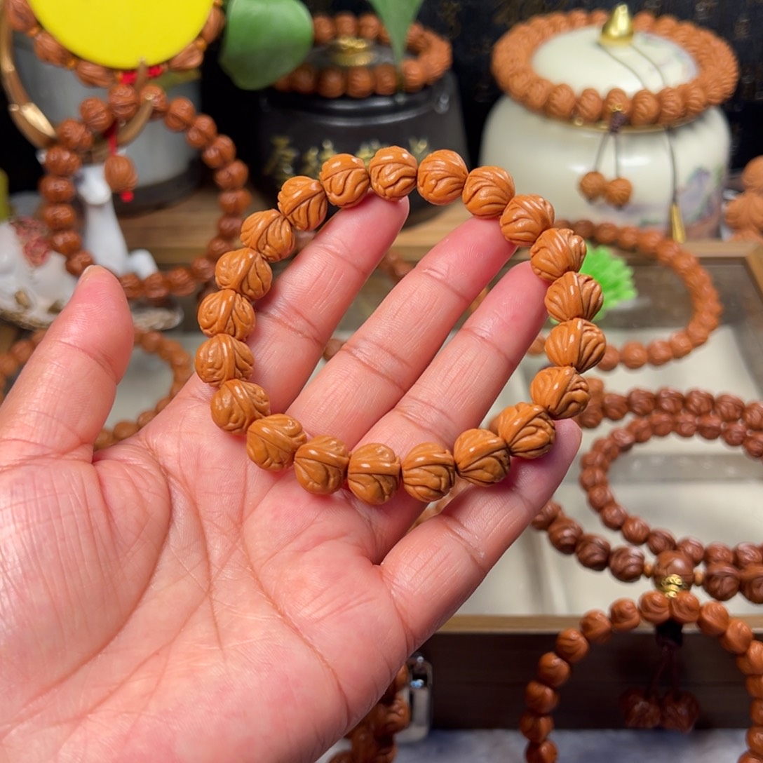 桃核手串玉脊龙手串12