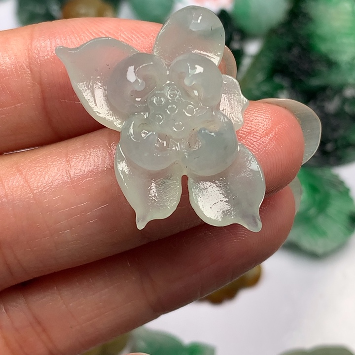 定制翡翠未镶嵌翡翠