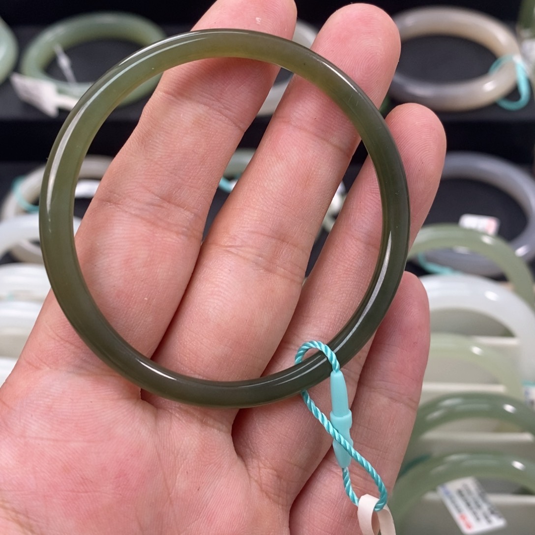 和田玉手镯未镶嵌5253