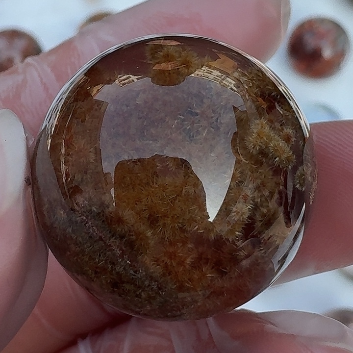 宋***悠水晶未镶嵌珠宝半成品