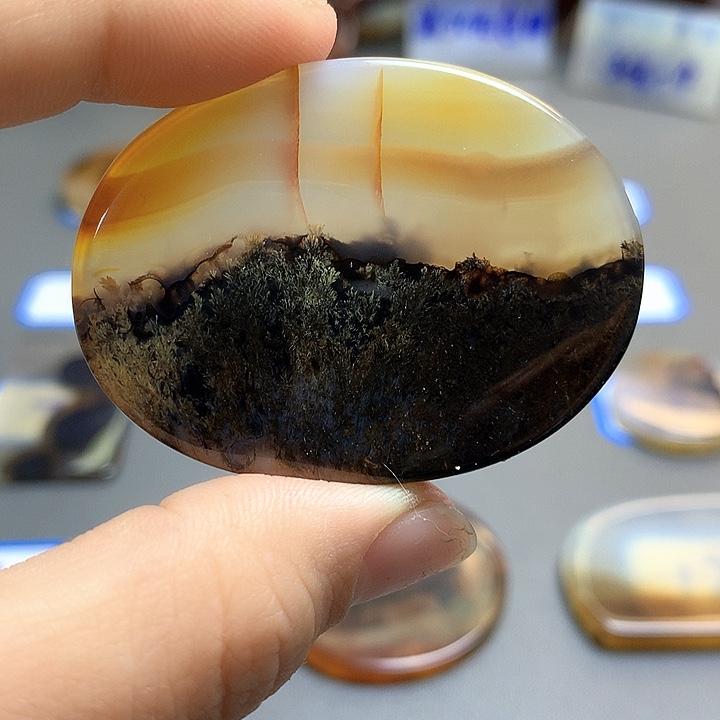 未镶嵌颈饰玛瑙/玉髓