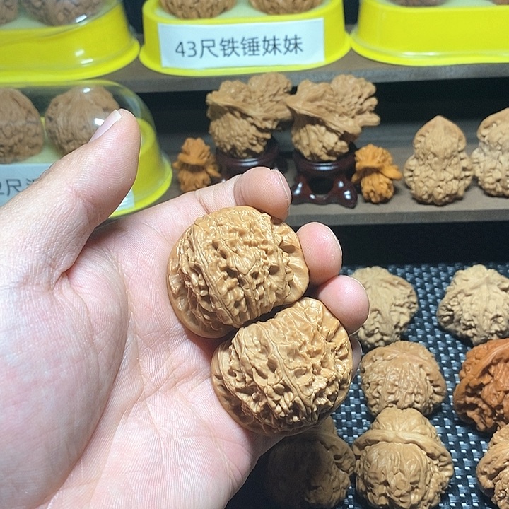 43尺白狮子文玩把件022