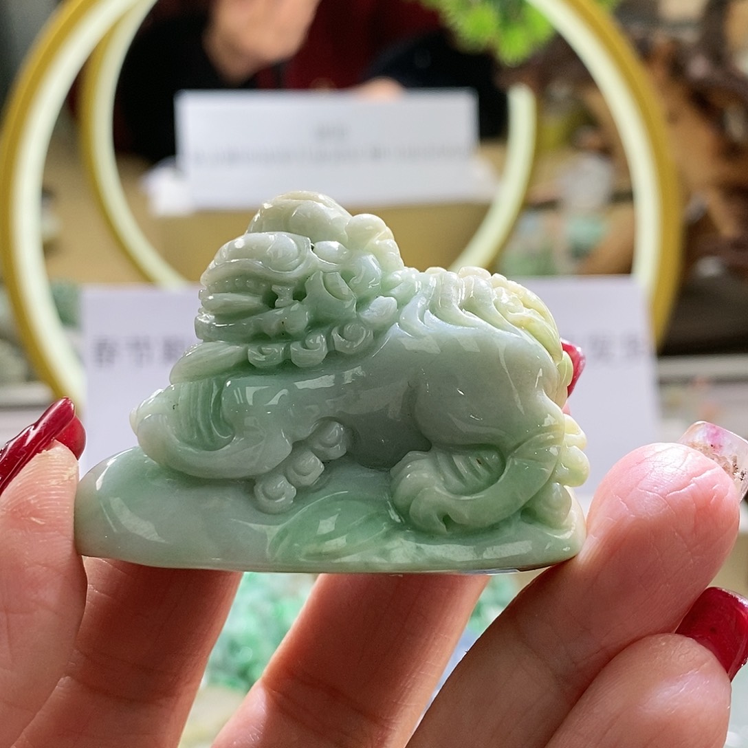 【闪购商品】翡翠颈饰未镶嵌狮子