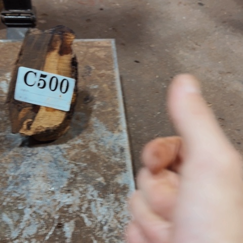 微凹黄檀（南美大红酸枝）500
