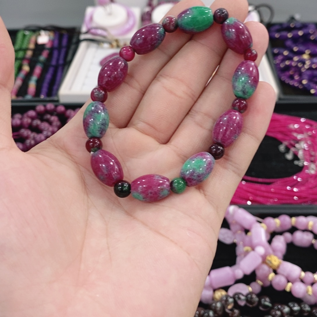 红宝石手串未镶嵌