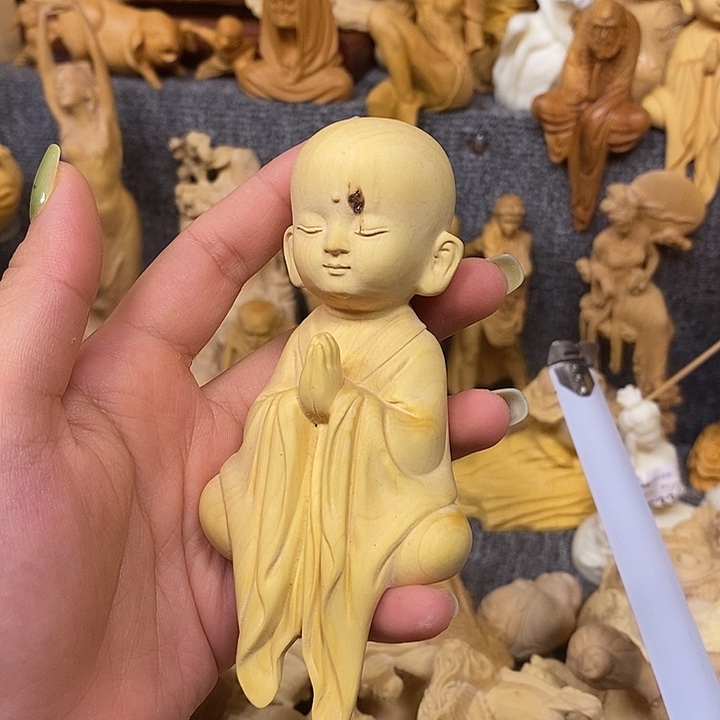 黄杨木黄杨木瑕疵和尚