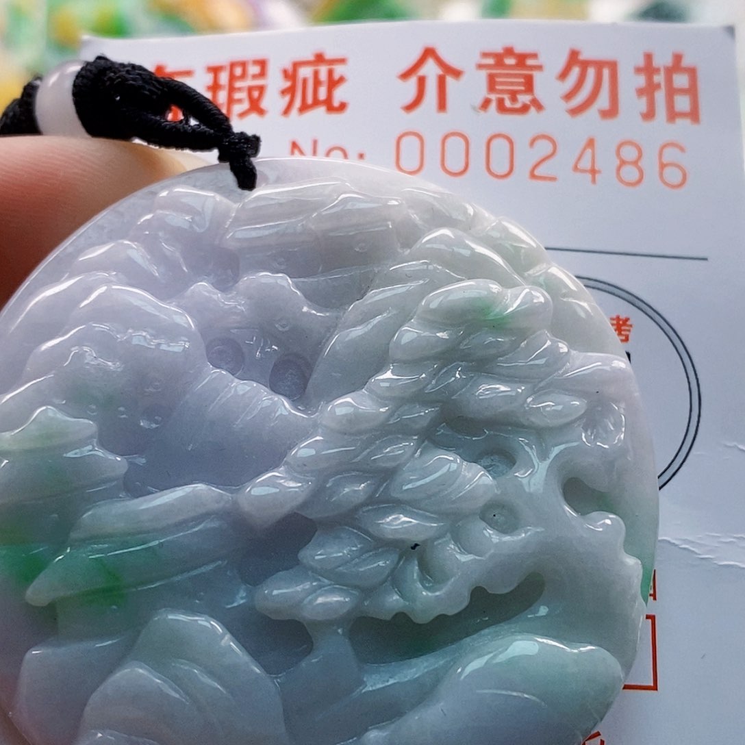 吊坠(不含链)未镶嵌翡翠