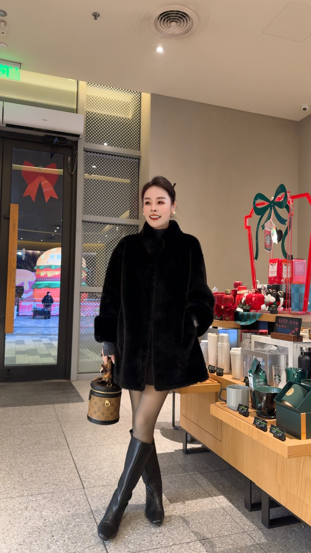 人造皮草 2025新款时尚中长款女宽松秋冬毛毛外套