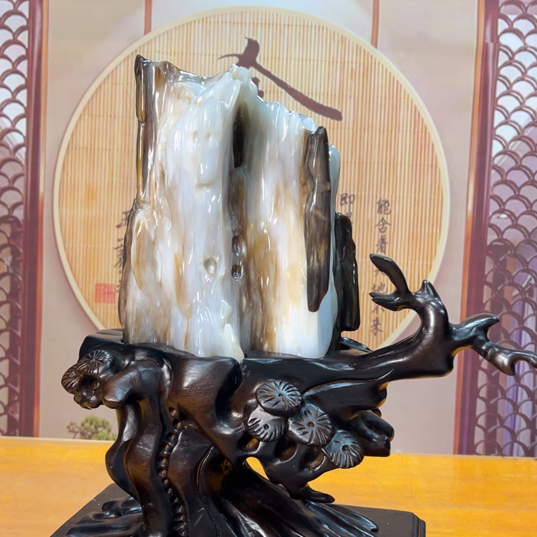 硅化玉（树化玉）未镶嵌摆件