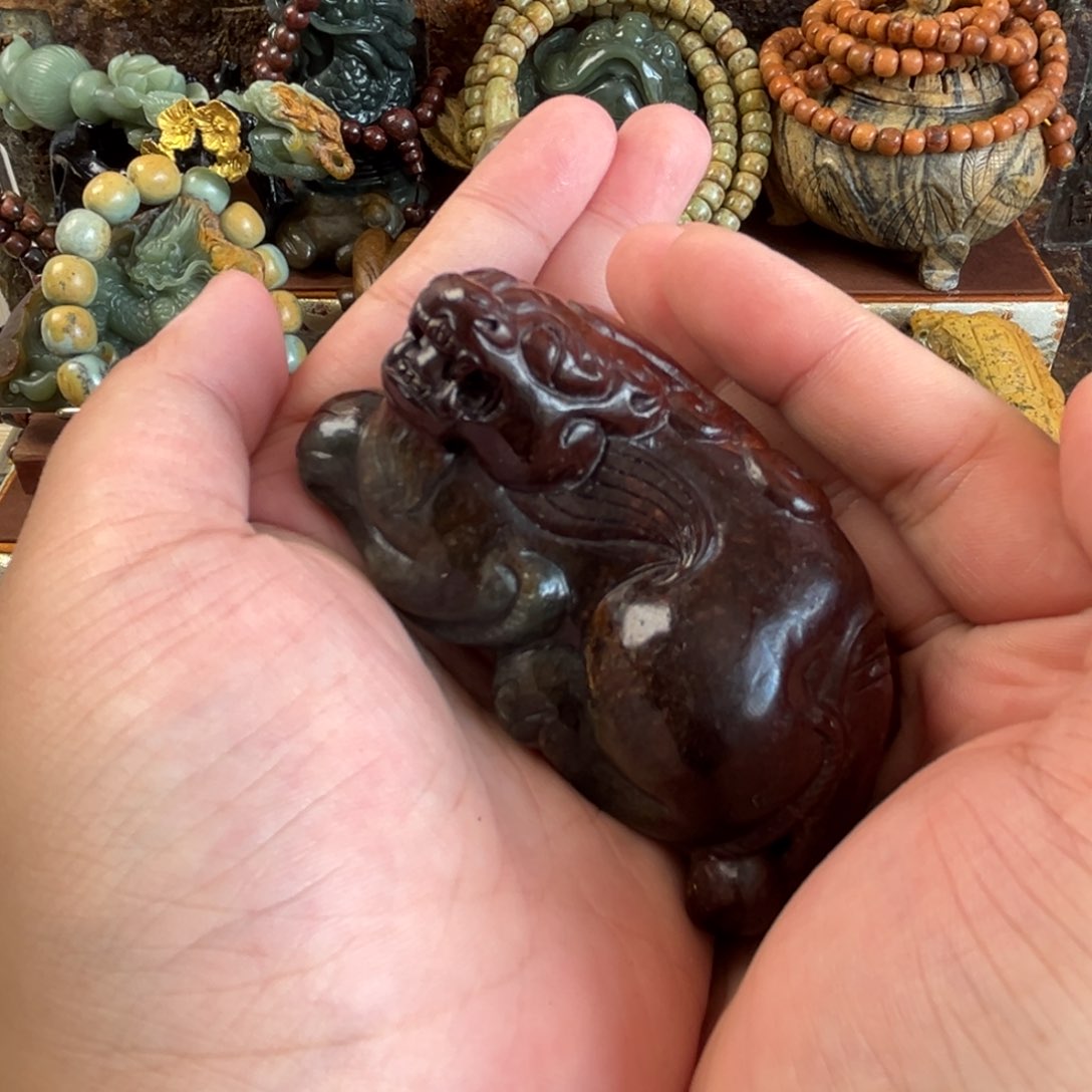 岫岩河磨玉（透闪石质玉）未镶嵌把件烈***牛