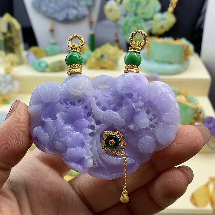 翡翠吊坠(赠链)未镶嵌紫翡花鸟锁牌吊坠