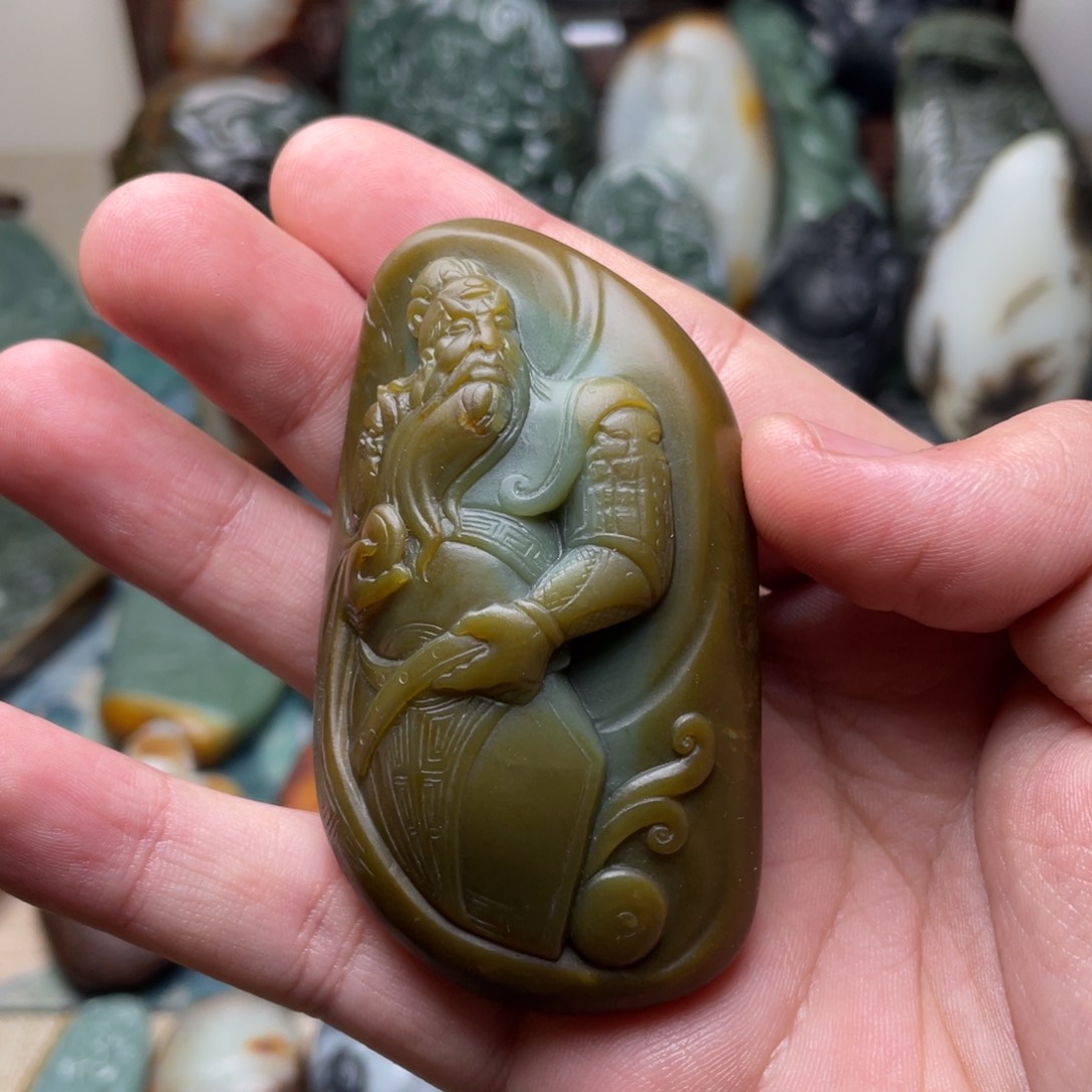 和田玉未镶嵌挂件关公