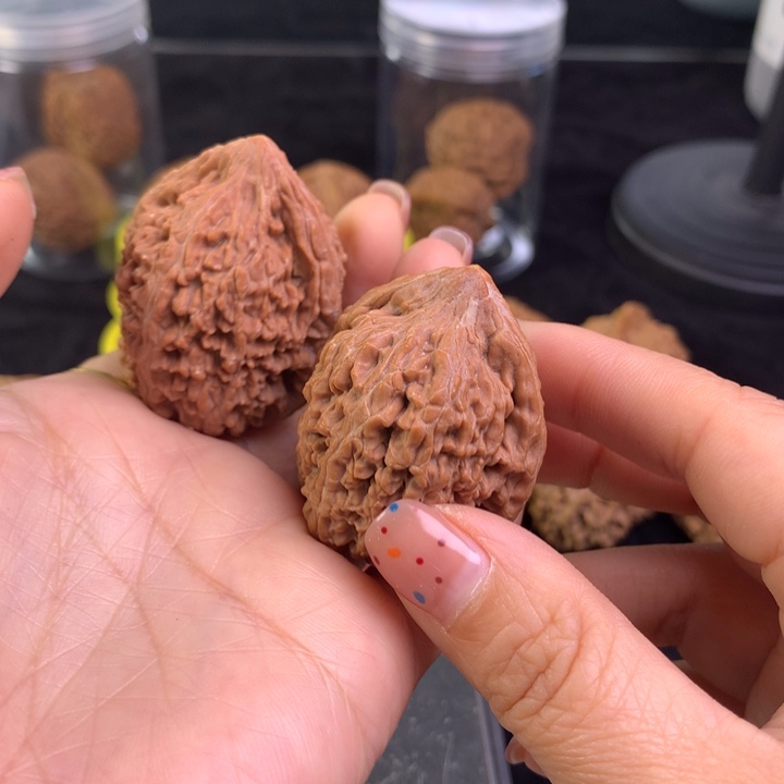 文玩核桃吊坠大蒜头