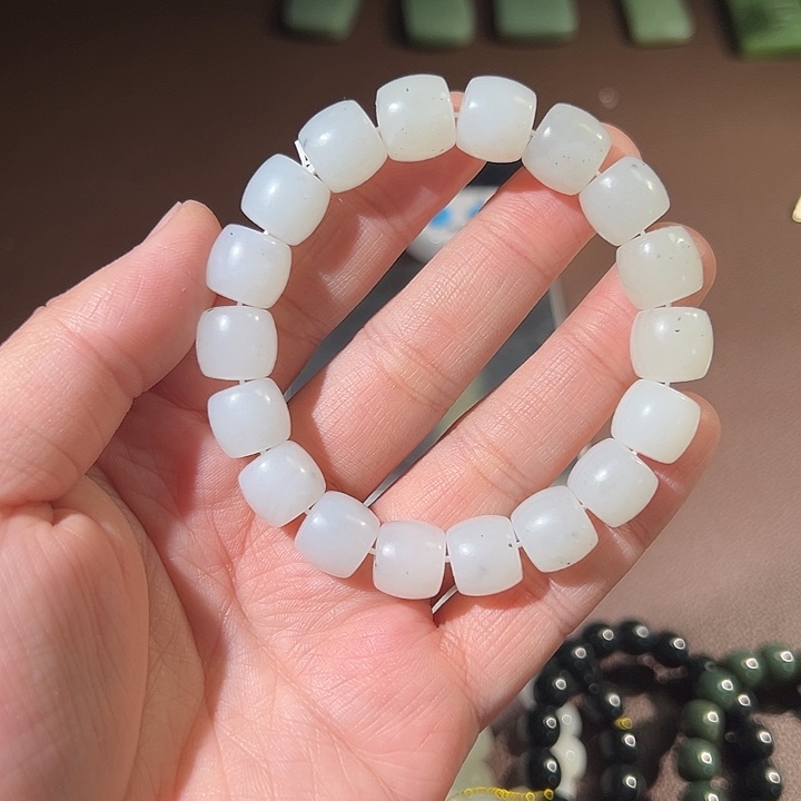 飞***尽和田玉（糖玉）未镶嵌笔搁