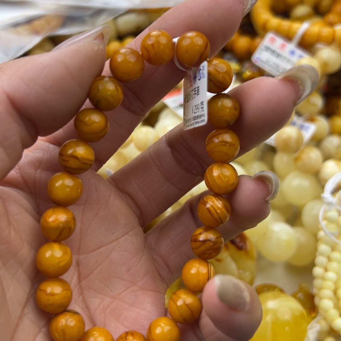 琥珀珠宝奇石未镶嵌