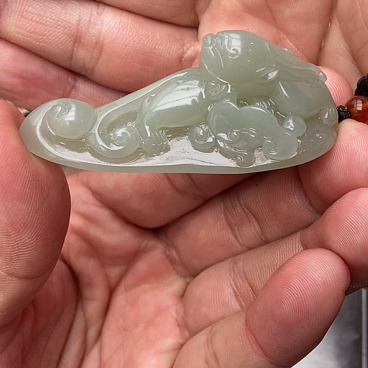 和田玉颈饰未镶嵌