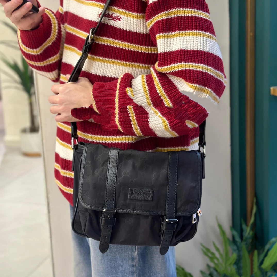 95新 GUCCI/古驰 御古屋/70933/尼龙邮差斜挎包