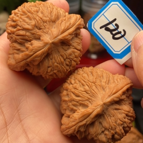 文玩核桃吊坠南疆石49