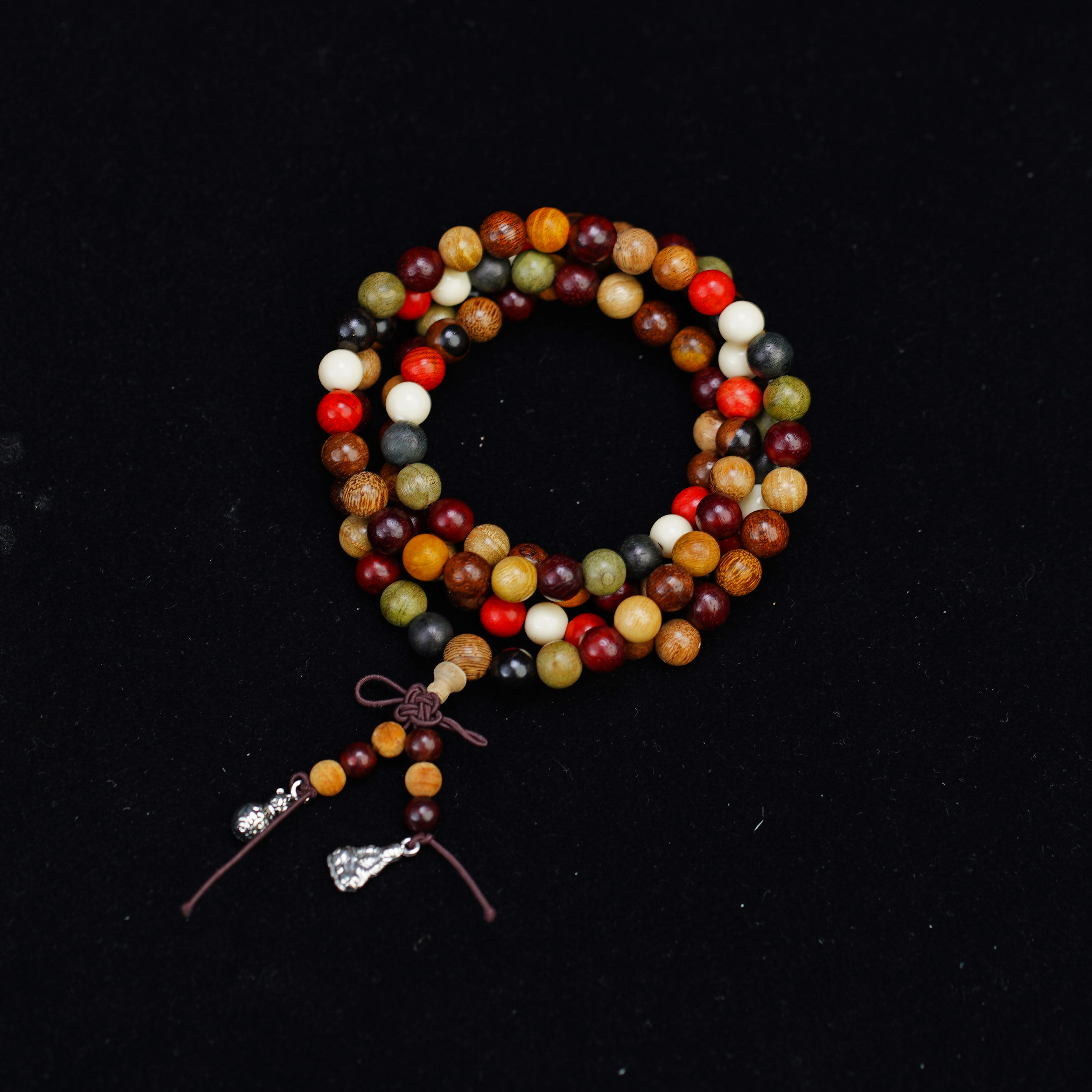 S 0238 多宝金丝楠手串 0.8*108（无礼盒）