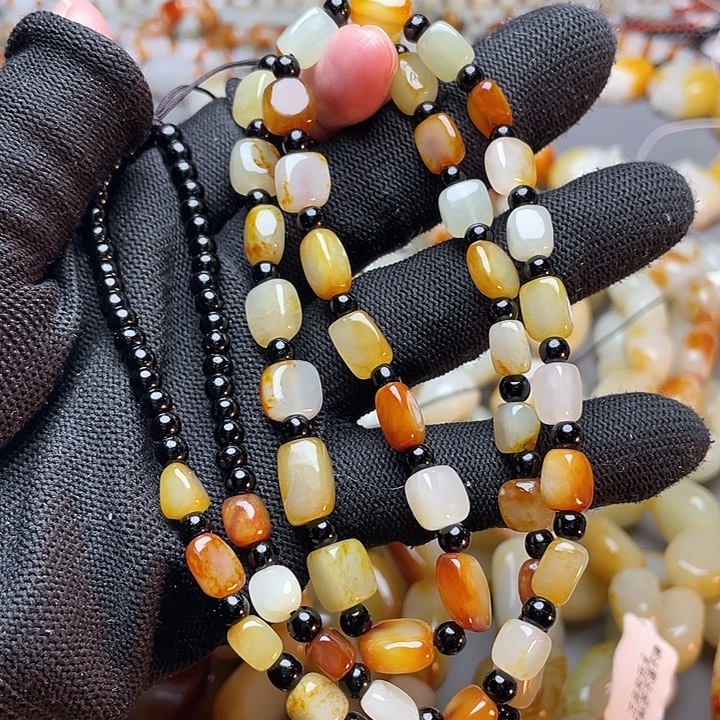 和田玉未镶嵌手链