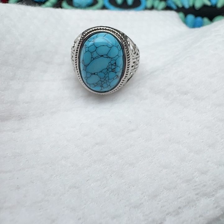 用***5蓝网花纹男士椭圆形戒指一枚