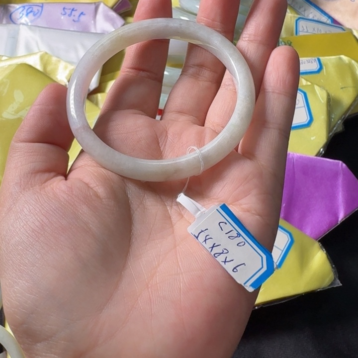 未镶嵌手镯翡翠54