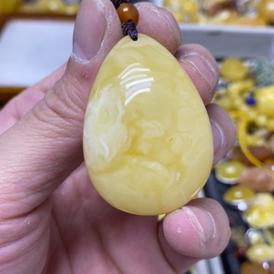 蜜蜡裸石未镶嵌吊坠