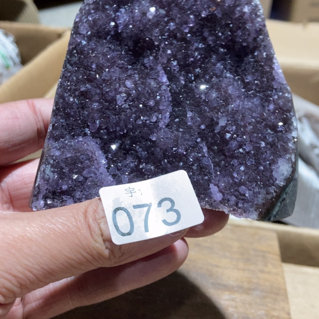 紫晶天然水晶摆件未镶嵌