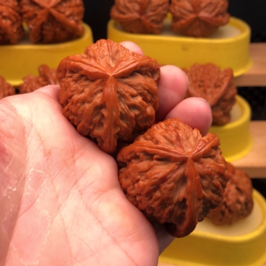 文玩核桃吊坠龙*核桃